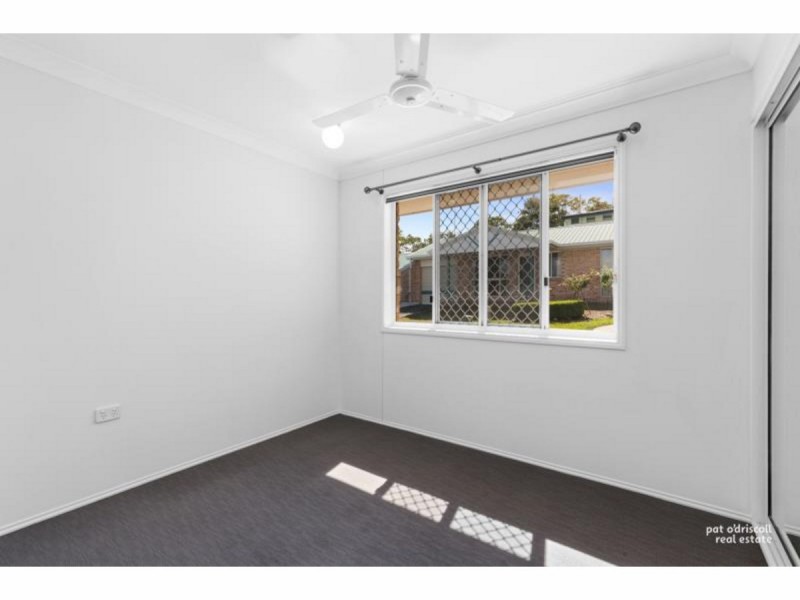 4/100 Victoria Place, Berserker QLD 4701
